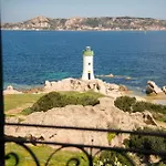 4 Faro - Attico Sul Faro Di Porto Faro וילה