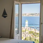 Villa 4 Faro - Attico Sul Faro Di Porto Faro Palau