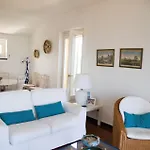 4 Faro - Attico Sul Faro Di Porto Faro Villa *