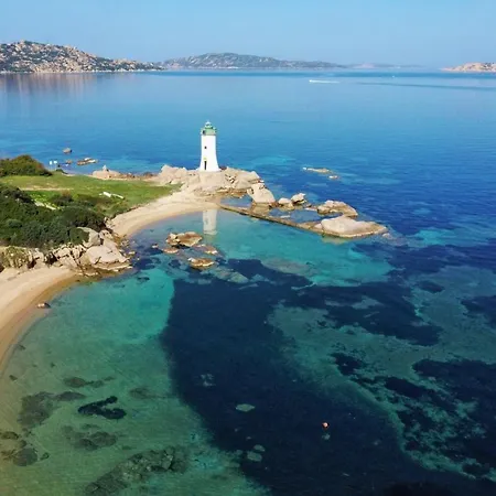 Villa 4 Faro - Attico Sul Faro Di Porto Faro