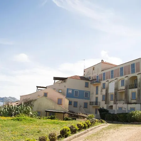 Villa 4 Faro - Attico Sul Faro Di Porto Faro Palau