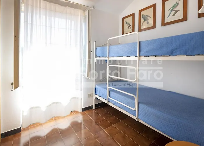 4 Faro - Attico Sul Faro Di Porto Faro Villa